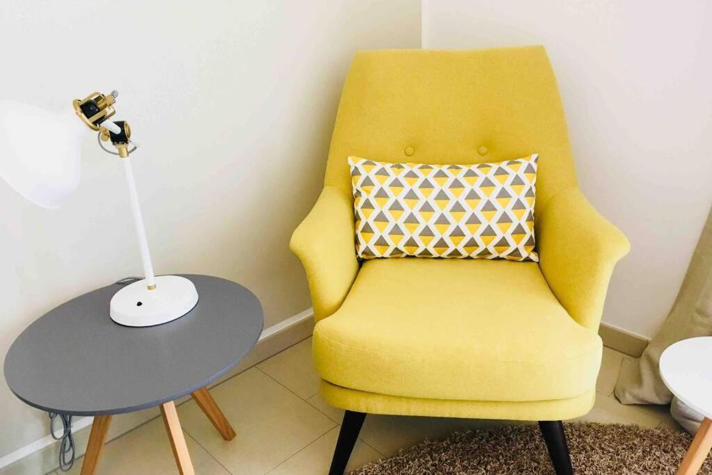 Large Family Retro Flat In City Center- Large Terrace & Garden View, Free Parking Lussemburgo Esterno foto